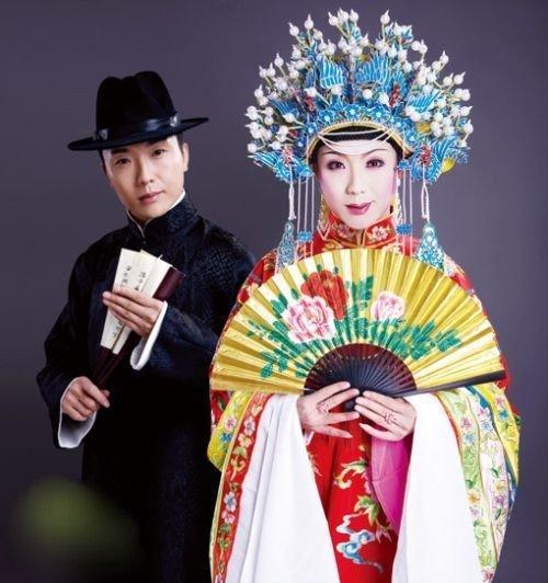 唱歌的李玉刚的妻子是谁