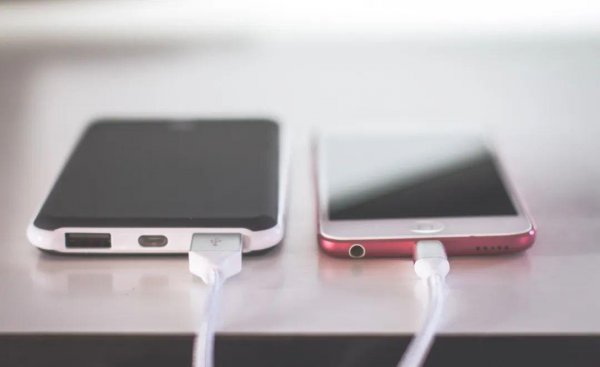 苹果手机千万别换电池