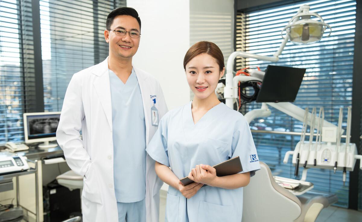 深圳护士工资多少钱一个月