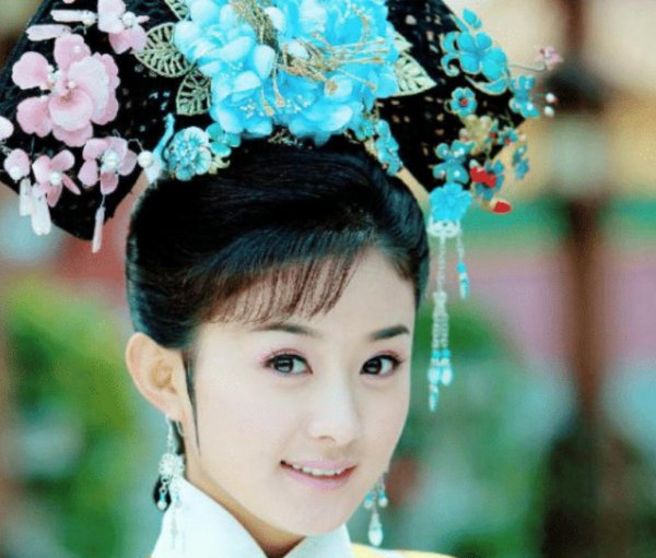 还珠格格晴儿扮演者