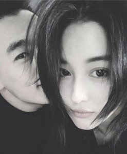 何捷个人资料简介 张馨予的老公何捷究竟有多优秀