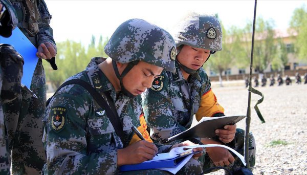 大专当兵大二走还是大三走