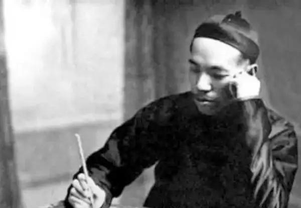 两个半圣人是谁