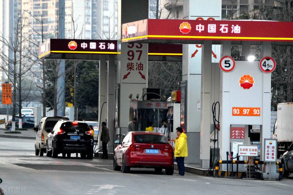 中国从俄罗斯进口多少石油