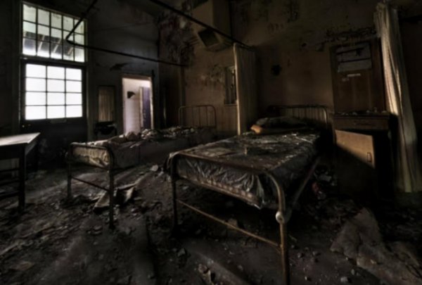 1979昆池岩真实事件