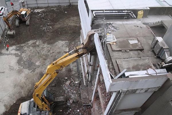 1979昆池岩真实事件