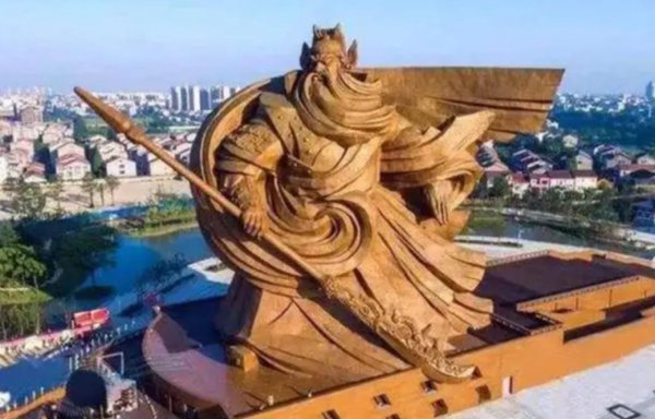 关羽身高9尺相当于现在的多少米