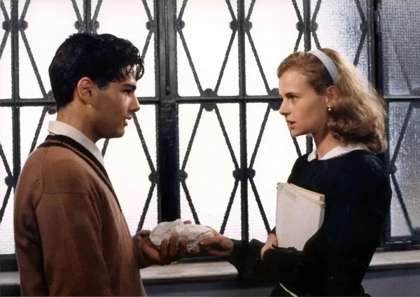 天堂电影院讲的是什么故事