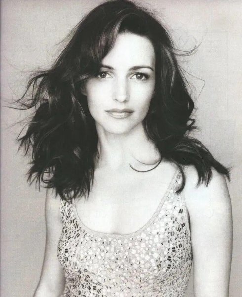 克里斯汀.戴维斯介绍