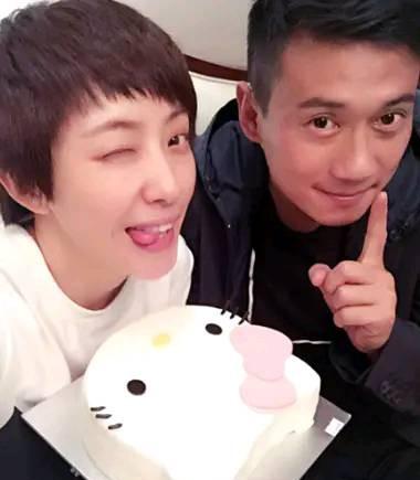 刘晓洁的老公叫什么名字