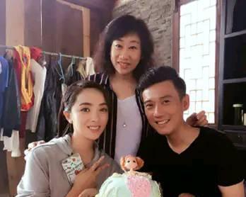 刘晓洁的老公叫什么名字