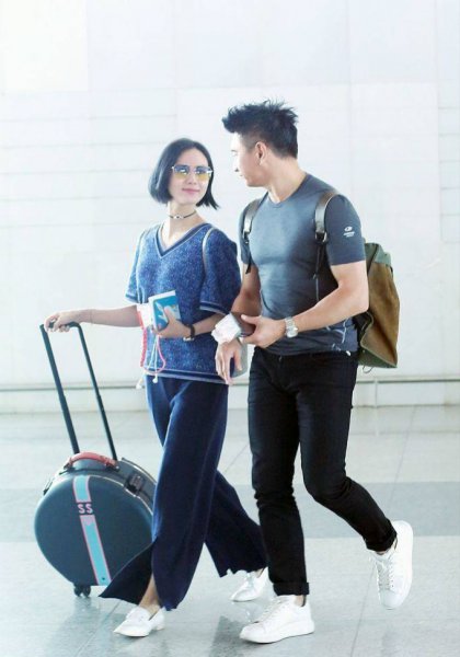 吴奇隆比刘诗诗大几岁