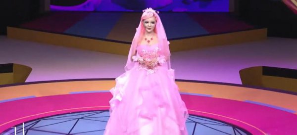 中国第一芭比迪丽拉整过容吗