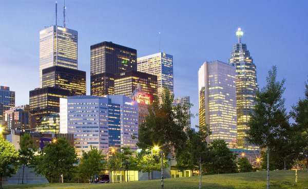 加拿大说什么语言