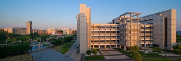 广州大学是211吗