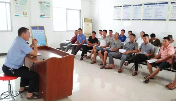 驾驶证电子版可以不带驾驶证吗