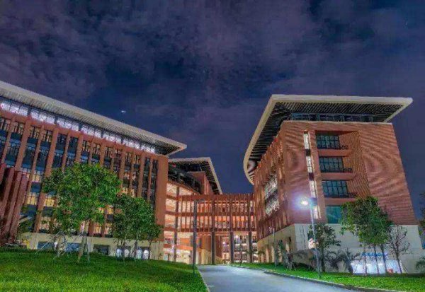 广东中山大学是985还是211高校