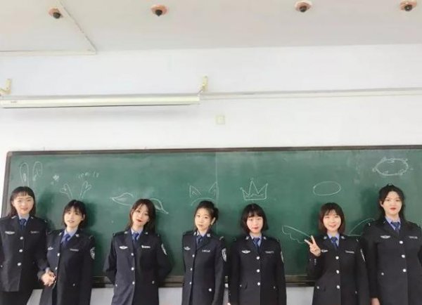 浙江省内比较吃香的二本