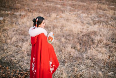 王昭君是哪个朝代的美女 四大美人之王昭君出塞的悲惨人生