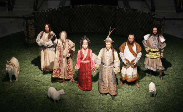 王昭君是哪个朝代的美女