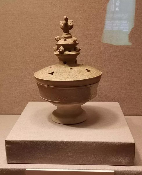 越窑青瓷是什么朝代的