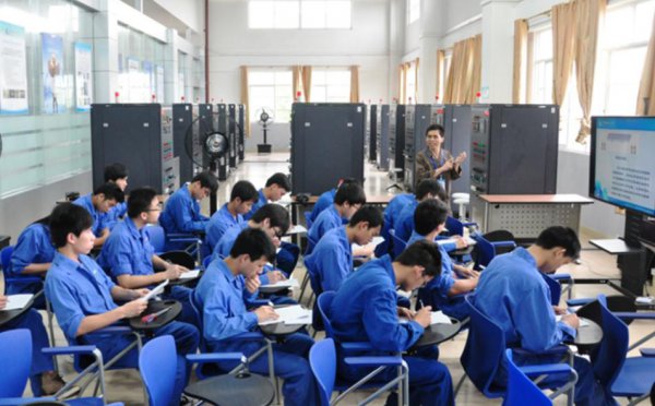 全日制大专学校排名