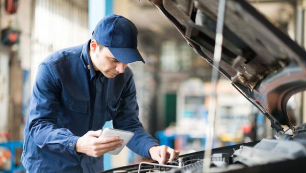 最毁车的五种驾驶行为