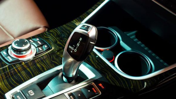 最毁车的五种驾驶行为