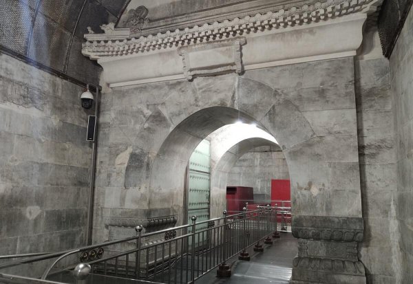 十三陵去哪个陵比较好