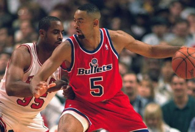 5号球衣的篮球明星