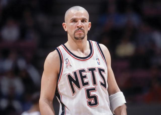 5号球衣的篮球明星