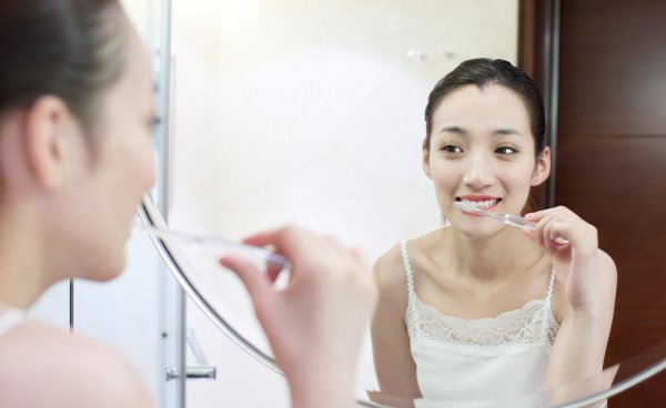 美白去黄效果最好的牙膏排名