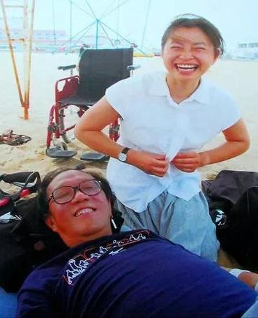 史铁生身残志坚的经典励志故事