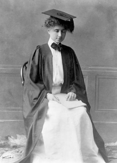 海伦凯勒作者简介及励志名言