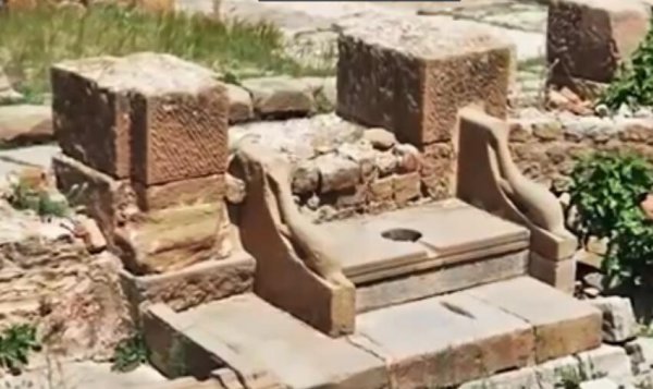 冲水马桶谁发明的