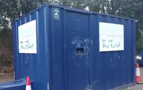 冲水马桶谁发明的