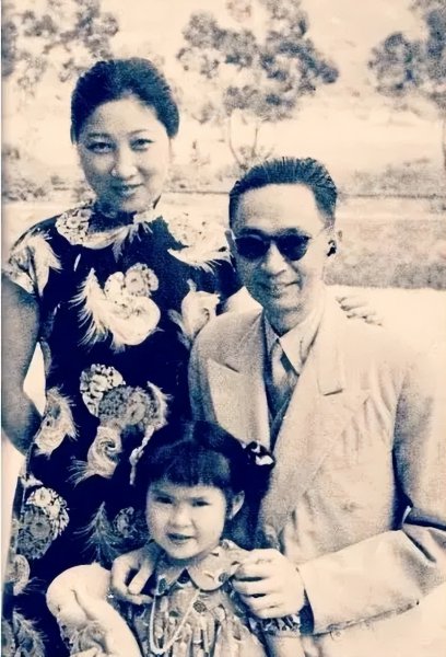 香港演员萧芳芳个人资料简介