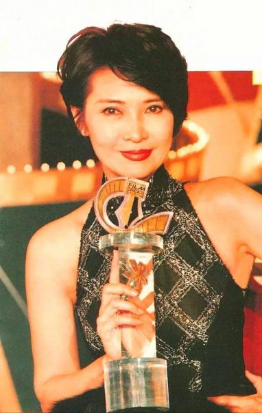 香港演员萧芳芳个人资料简介