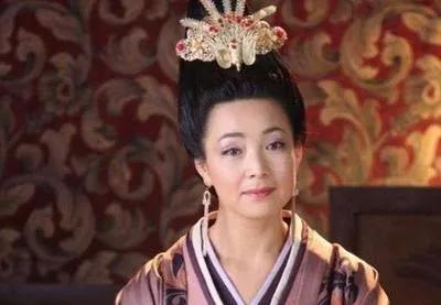 我国历史上第一位皇后是谁