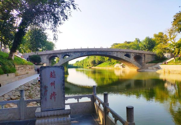 我国著名的历史建筑有哪些