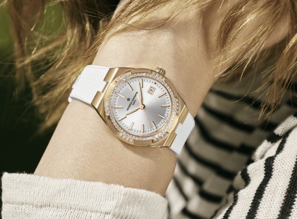 石英表要换电池吗