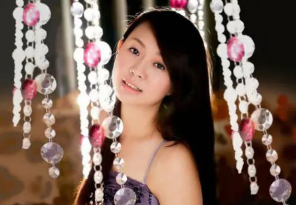 卓依婷还活在人间吗