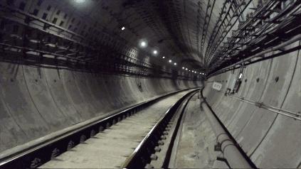 地铁司机年薪10万有吗