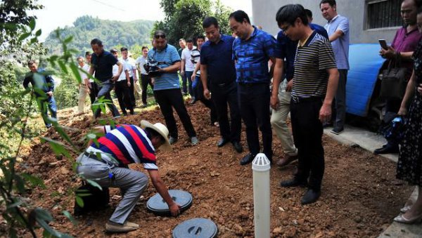 农村厕所改造一户给多少钱