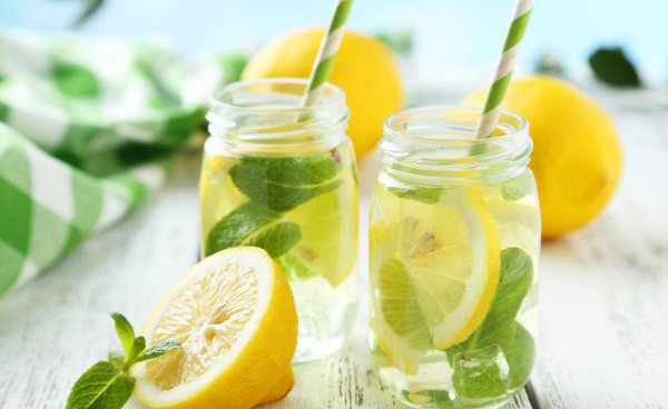 柠檬水用开水冲还是温水