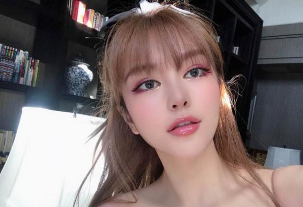 周扬青的家世怎么样