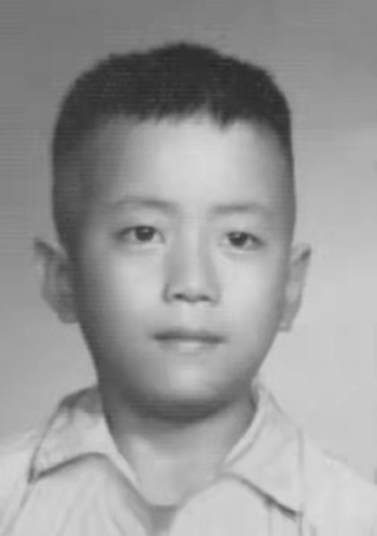 著名作家余秋雨婚史介绍