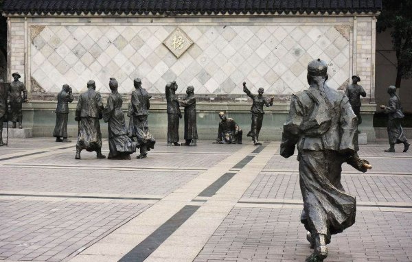 八股取士的利与弊