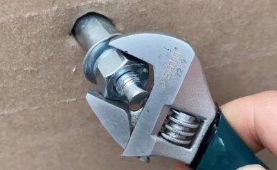 螺丝滑丝空转拧不紧怎么办 如何解决螺丝拧不紧的问题