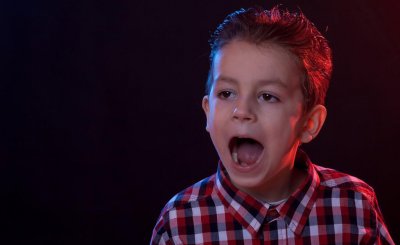 12岁女孩叛逆期的孩子怎么去引导 家长正确应对叛逆期